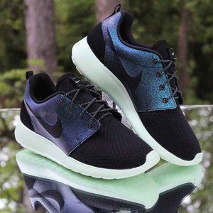 Nike Roshe One WWC QS Women’s Size 8 Teal Black Vapor 808708-303